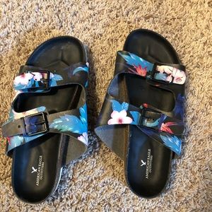 American Eagle Sandals